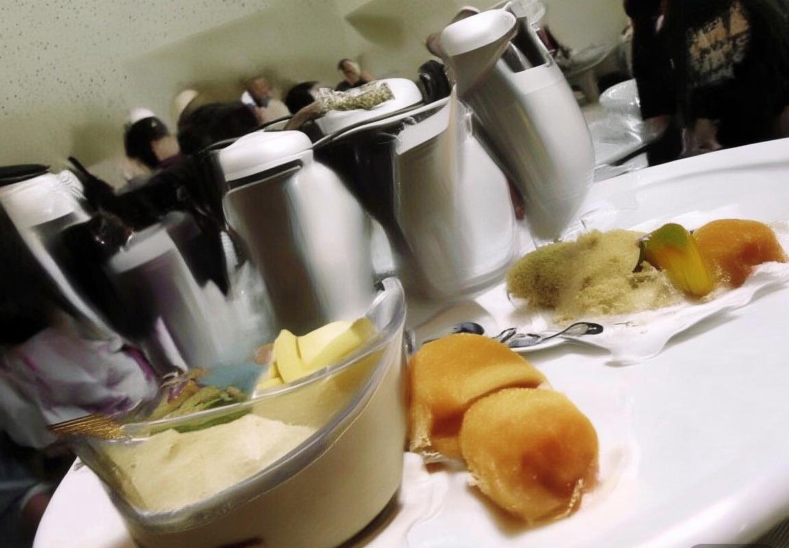 静安寺商圈CP静安迎周年：首店品牌汇聚，沉浸式文化体验点亮开放式街区